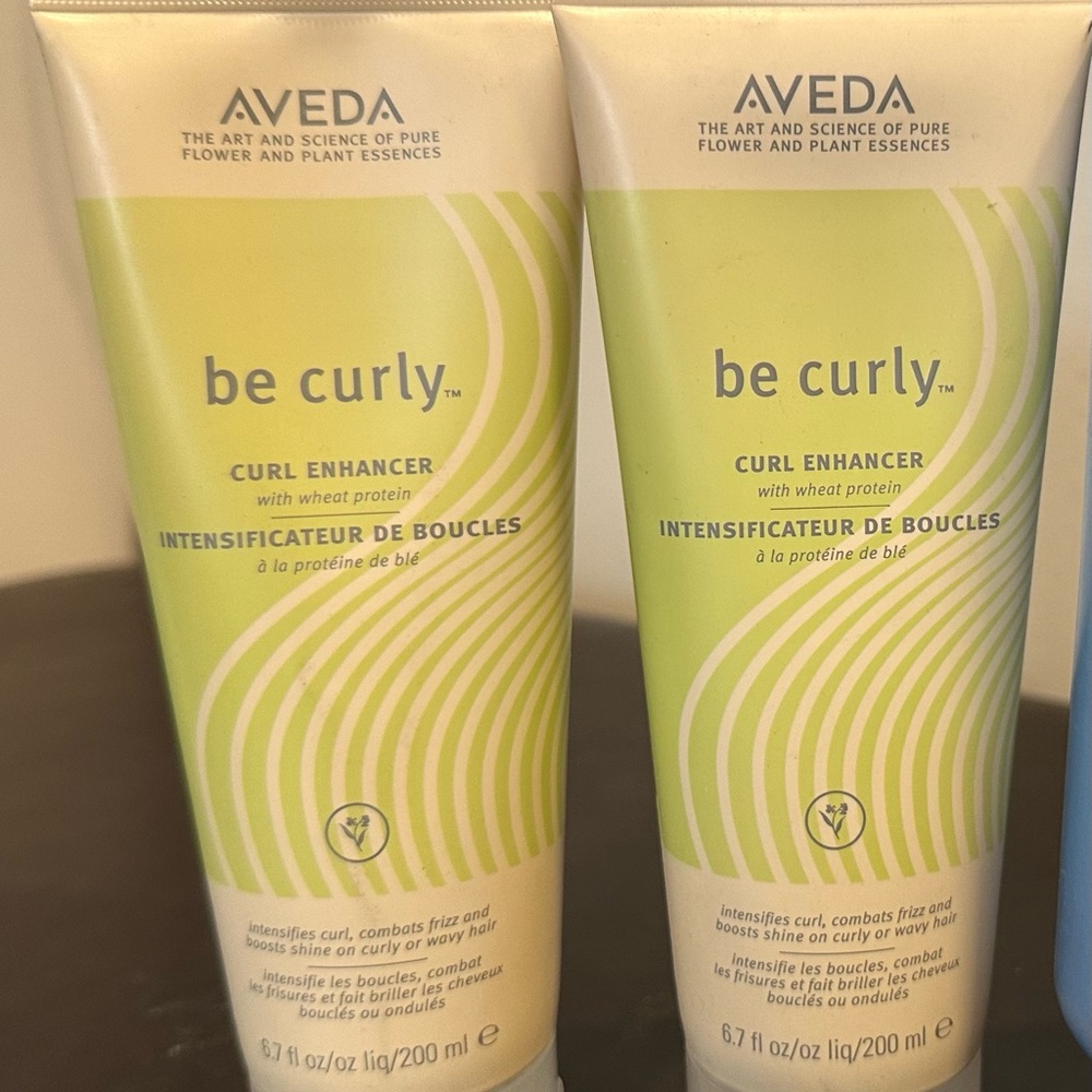 2 brand new Aveda be curly. Curl cream